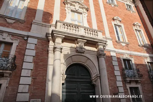 PALAZZO CARANCINI ROBERTI
